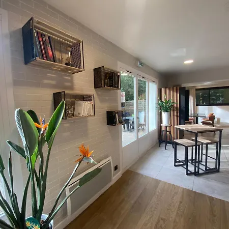 Premiere Classe Nantes Sud - Aeroport فندق Rezé