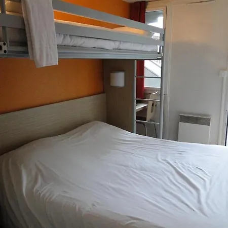 Premiere Classe Nantes Sud - Aeroport فندق Rezé