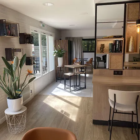 Premiere Classe Nantes Sud - Aeroport Rezé