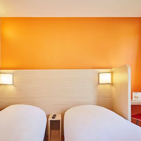 Premiere Classe Nantes Sud - Aeroport فندق Rezé