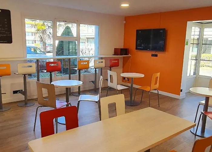 Première Classe Nantes Sud - Aéroport * Rezé