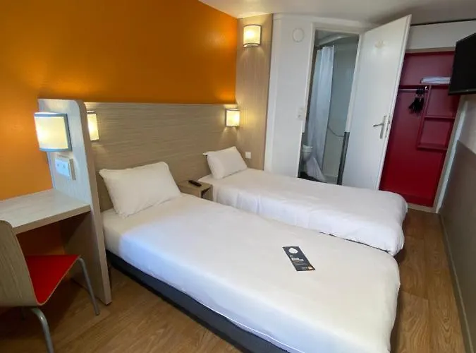 Première Classe Nantes Sud - Aéroport Rezé