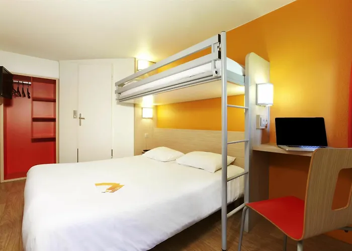 Première Classe Nantes Sud - Aéroport Rezé